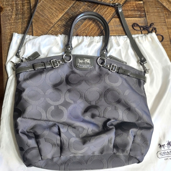 Coach Purse - Picture 1 of 4